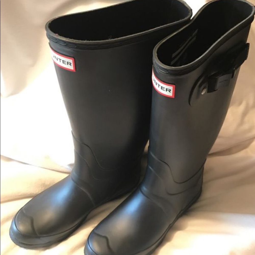 7 1/2 Hunter huntress boots Matte black